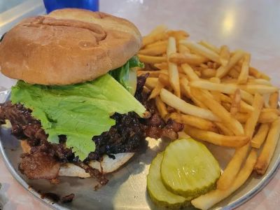 Smokin' Little Diner 0