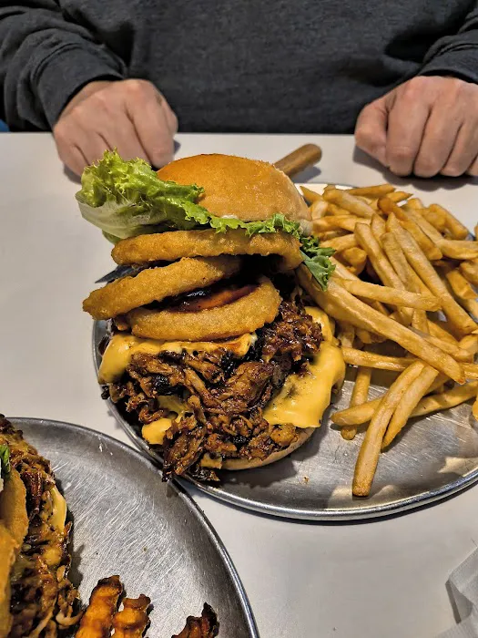 Smokin' Little Diner 2