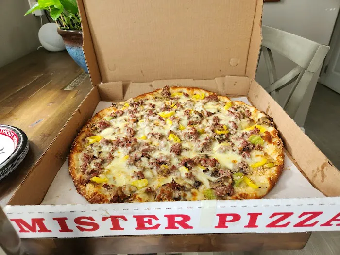 Mister Pizza Elmwood 4