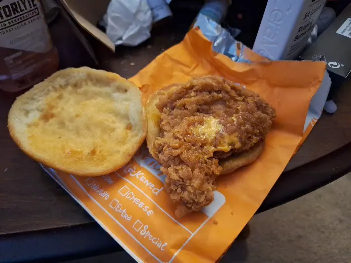 Popeyes Louisiana Kitchen 3