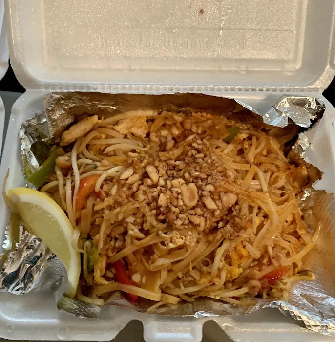 Family Thai Restaurant 9