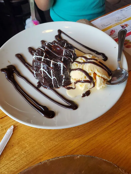 Applebee's Grill + Bar 5