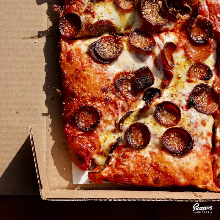 Picasso's Pizza 10