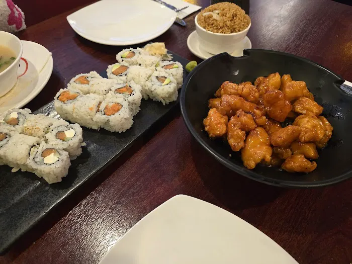 Asian & Sushi Bistro 5