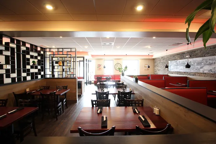 Asian & Sushi Bistro 6