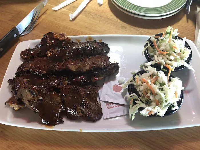 Applebee's Grill + Bar 10