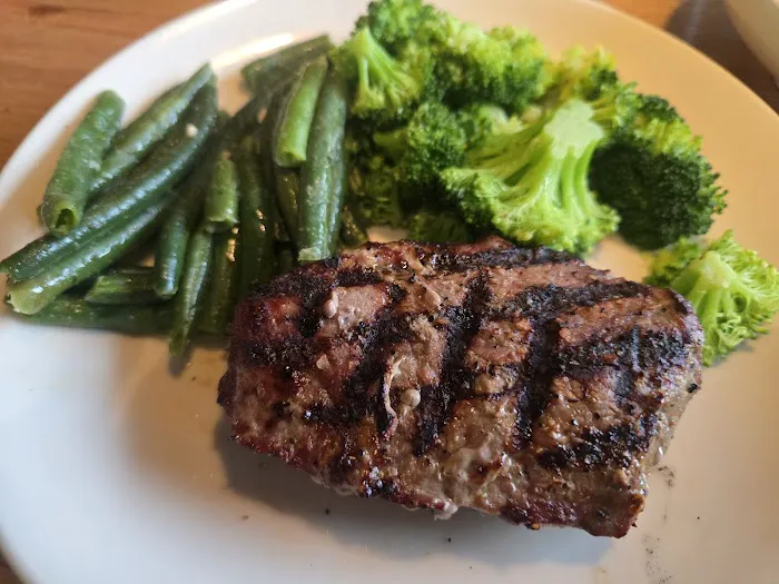 Applebee's Grill + Bar 4