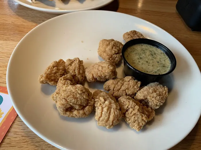 Applebee's Grill + Bar 3