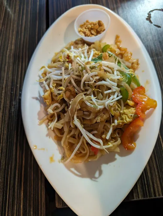 Jiu Thai Asian Cafe 4
