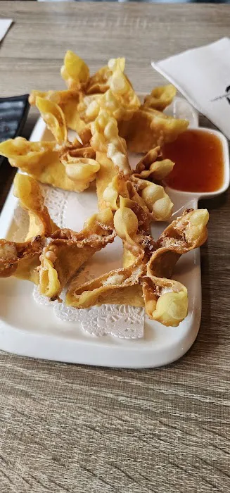 Oishii Japanese Bistro 3