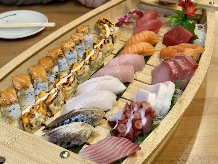 Oishii Japanese Bistro 8