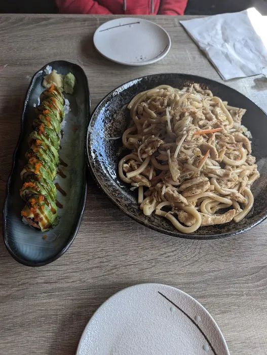 Oishii Japanese Bistro 4