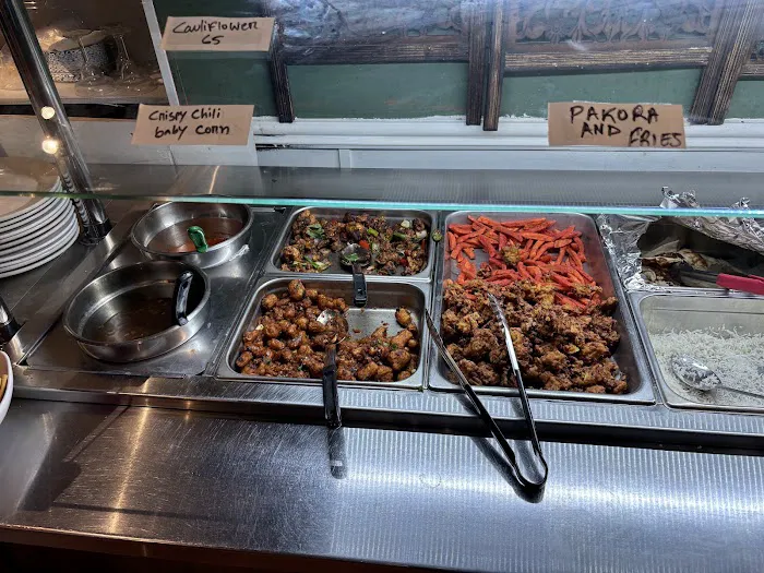 Clove Indian Bistro - Restaurant & Catering 7