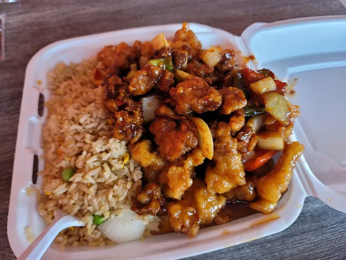 Wang’s Chinese Kitchen 7