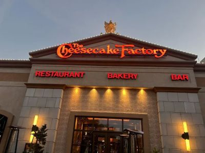 The Cheesecake Factory 0