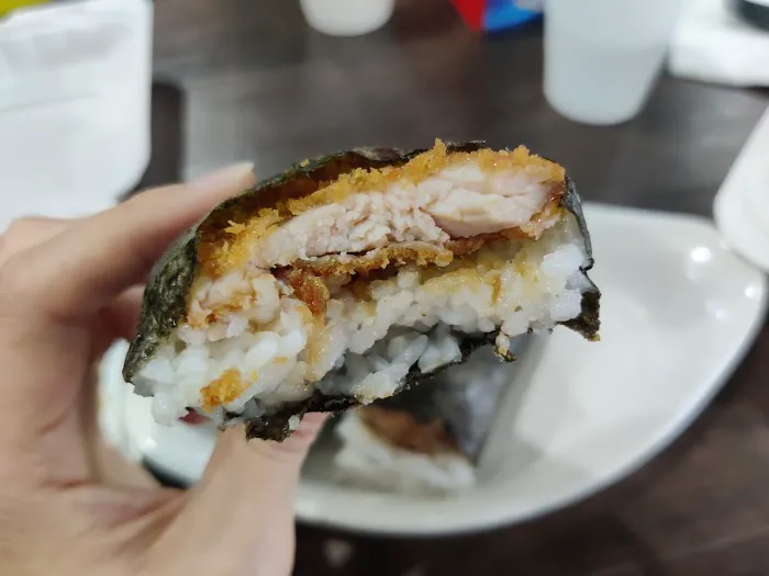 Ohana Island Grill 4