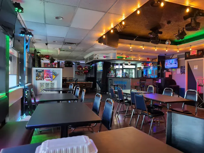 Caribbean Coast Restaurant & Lounge 6