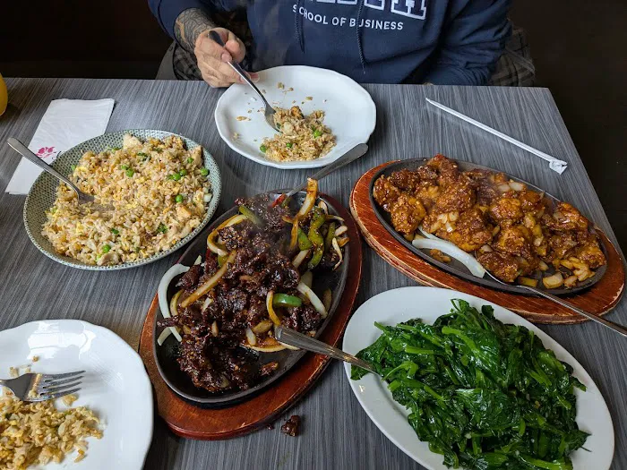 Yueh Tung Restaurant 10