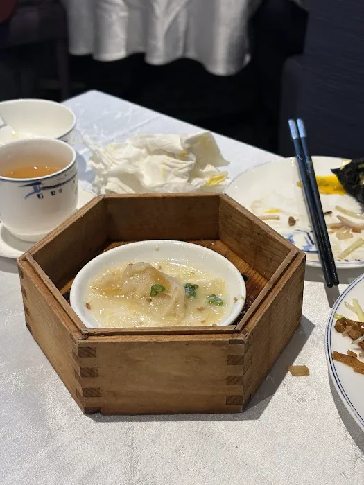 Moon Palace Cantonese Cuisine 4