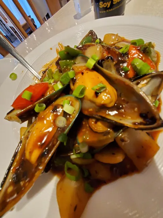 Mr. Wong Chinese Restaurant 8