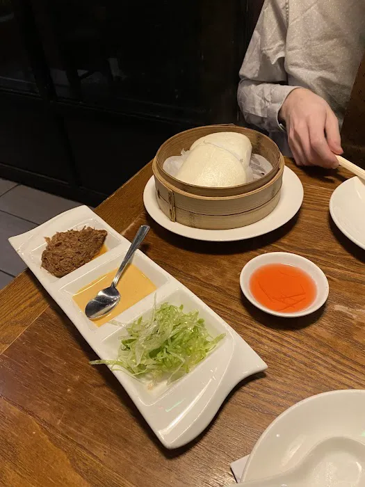 Lee Chen Asian Bistro 4