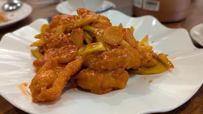 Lee Chen Asian Bistro 9