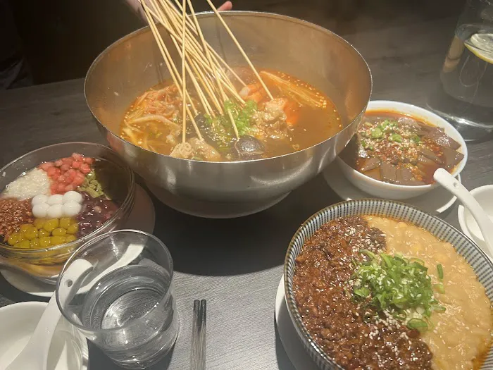 Miss Fu In Chengdu (Downtown) 付小姐在成都 2