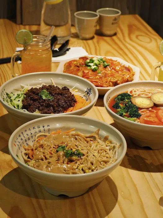 Mogouyan Hand Pulled Noodle 磨沟沿老字号兰州牛肉面 7