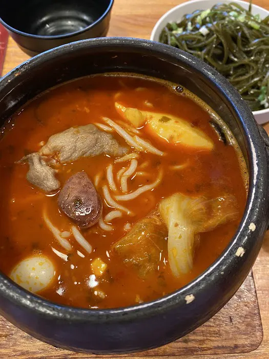 Yunshang Rice Noodle (Warden)云尚米线 1