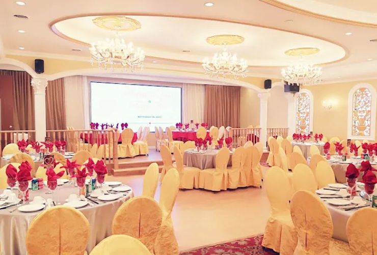 Ritzy Palace Chinese Cuisine 1