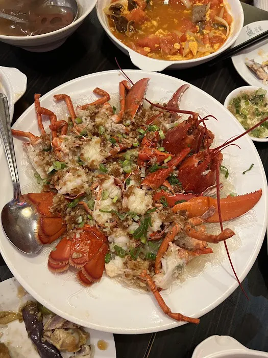 Happy Fishman Chinese Seafood Cuisine 漁民樂 2