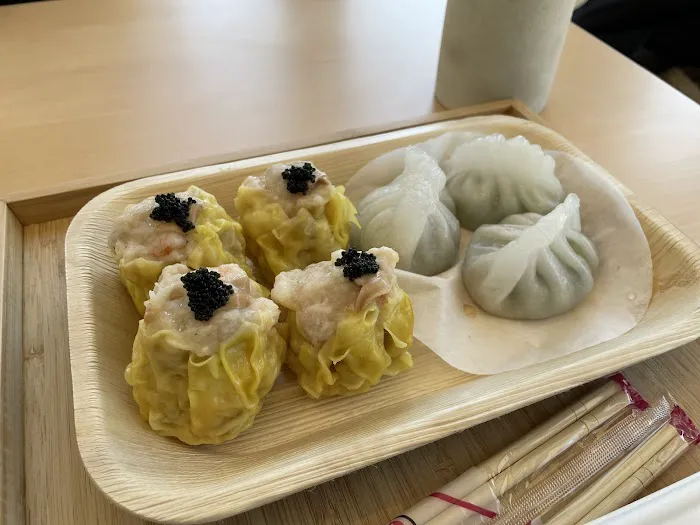 Sue Fung's Dimsum Canteen 小鳯食堂 2