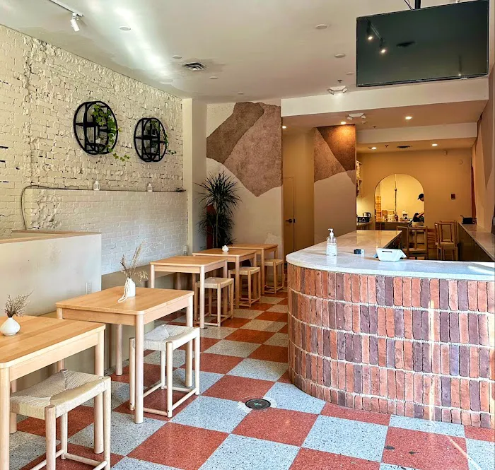 Sue Fung's Dimsum Canteen 小鳯食堂 8