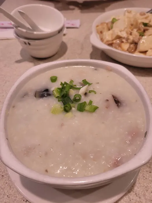 King's Noodle Restaurant 7