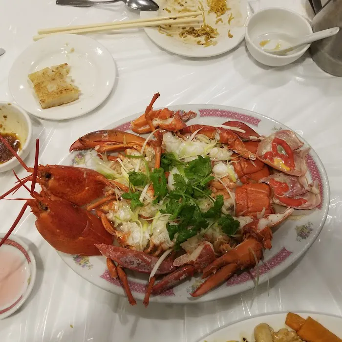 New Treasure Restaurant 7