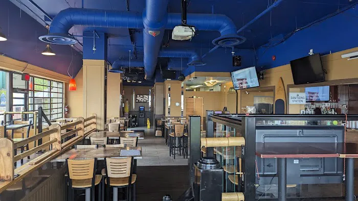 Tropical Nights Restaurant & Lounge 9