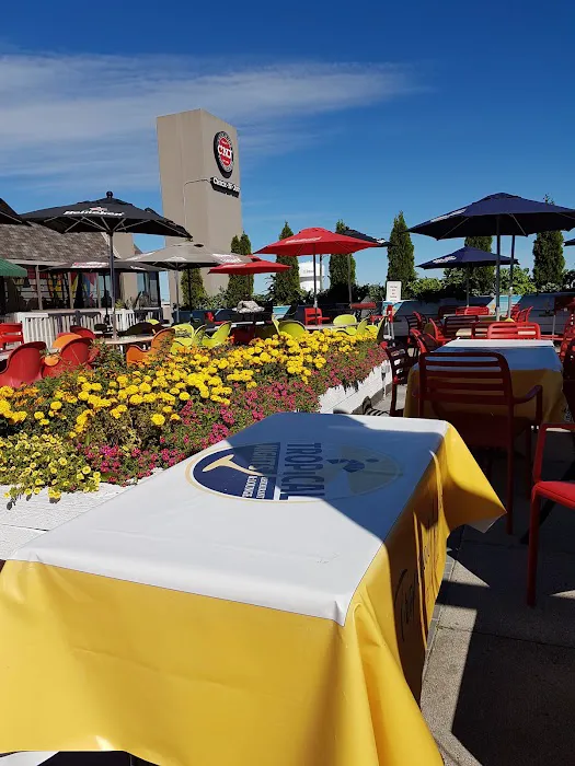 Tropical Nights Restaurant & Lounge 7