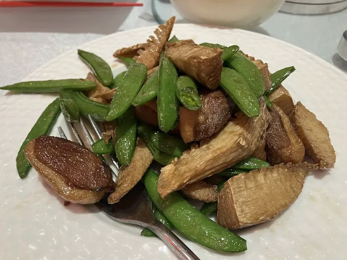 QJD Peking Duck (Markham)Restaurant 4