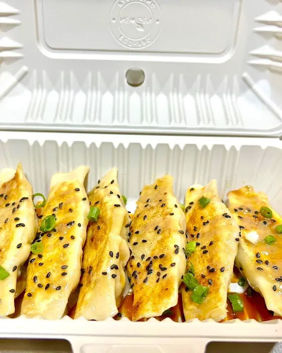 Lee’s Dumpling House 3