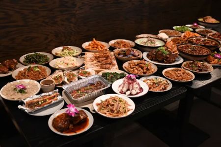 Northeast Eating Club 东北吃饭公司