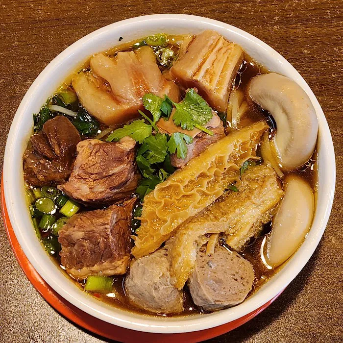 Yaowarat Thai Street Food 9