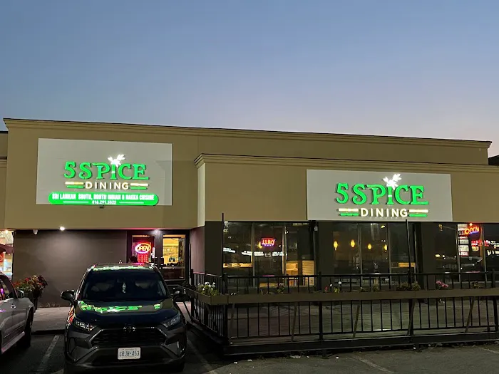 5 Spice Dining 4