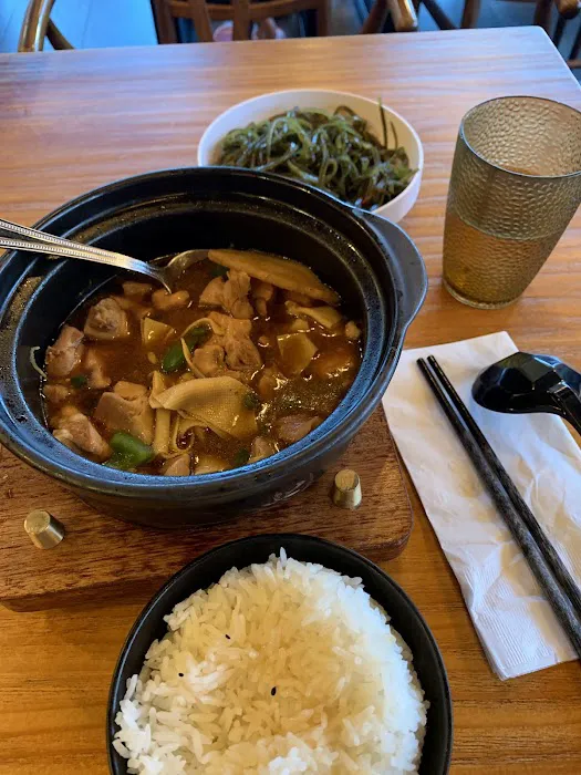 Yang's Braised Chicken Rice (Warden) 4