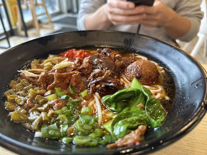 Jin's Mi-Fen (Authentic Hunan Style Rice Mifen) 津米粉馆 6