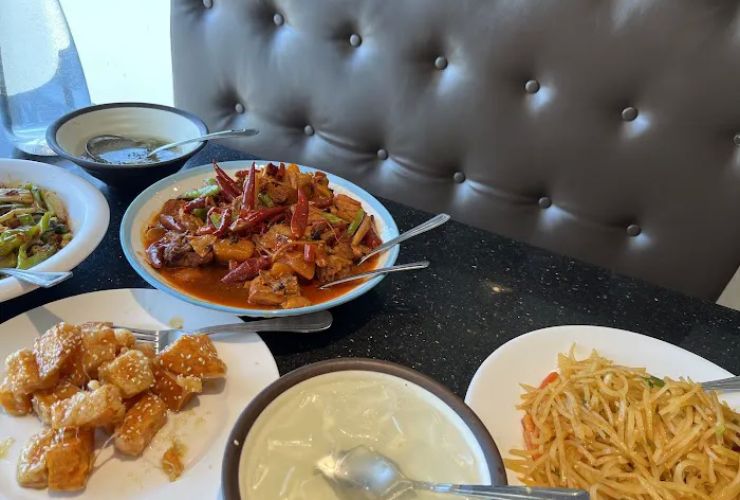 Xin Jiang Restaurant/Halal西域食府.清真 1