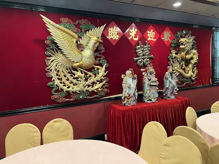Empire Garden Restaurant 4