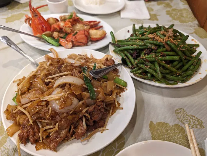 Gaga Seafood Restaurant 9