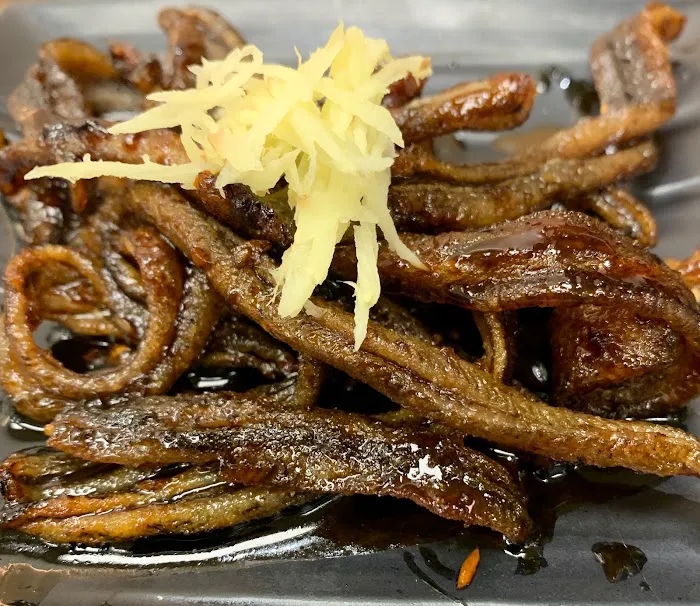 Yan's Kitchen 9