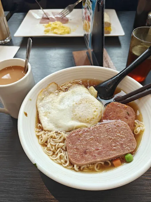 Phoenix Restaurant 3