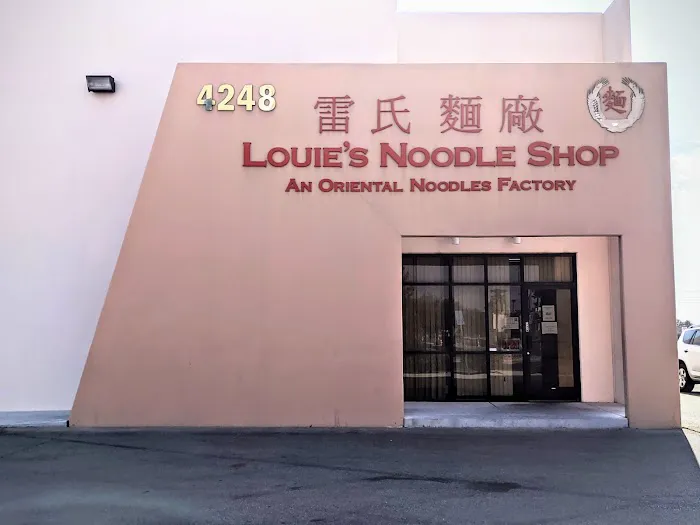 Louie's Noodle 6